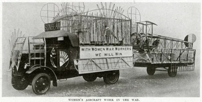 Framed Print : Womens aircraft work in World War One Framed Print : Womens aircraft work in World War One