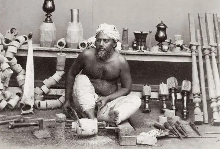 Framed Print : Wood turner working with a lathe, India Framed Print : Wood turner working with a lathe, India