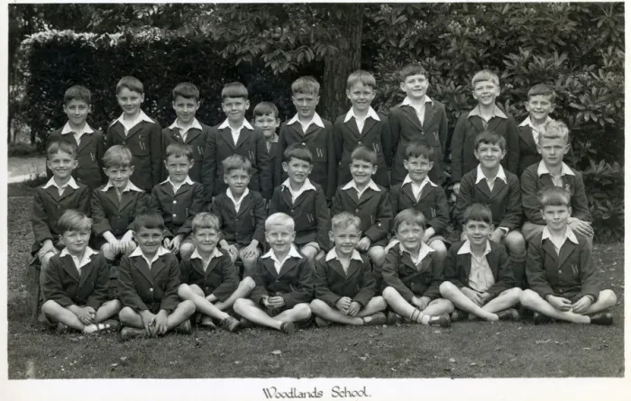 Framed Print : Woodland School, High Wycombe, Bucks - Boys Class Photo Date: 1940s Framed Print : Woodland School, High Wycombe, Bucks - Boys Class Photo Date: 1940s