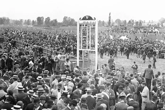 Framed Print : Worcester Racecourse early 1900s Framed Print : Worcester Racecourse early 1900s