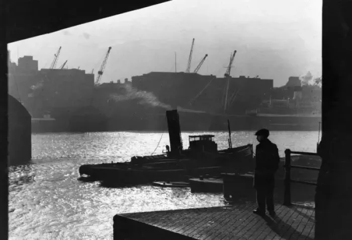Framed Print : The Working Thames Framed Print : The Working Thames