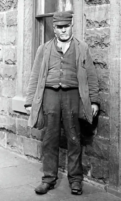 Framed Print : Workman, Burnley, Lancashire, early 1900s Framed Print : Workman, Burnley, Lancashire, early 1900s