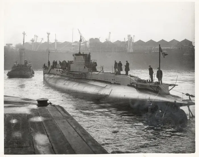 Framed Print : World War II launch of a new British submarine Framed Print : World War II launch of a new British submarine