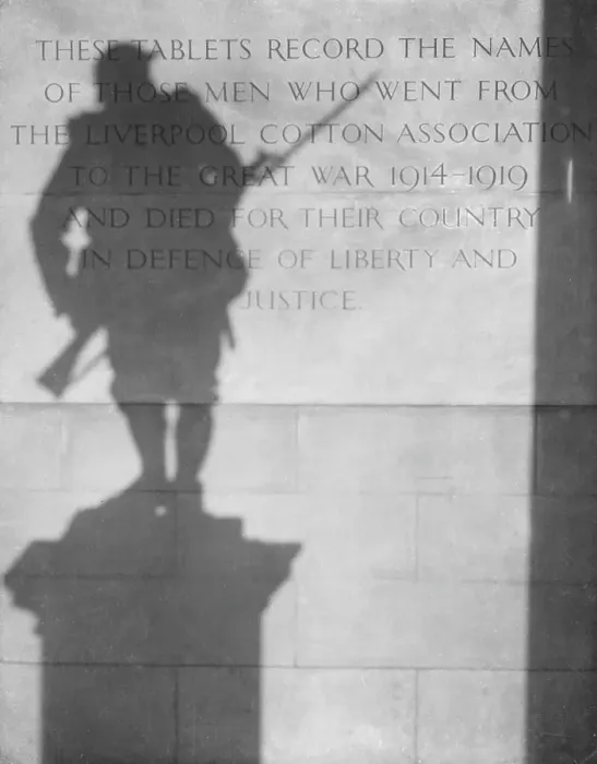 Framed Print : WORLD WAR ONE MEMORIAL