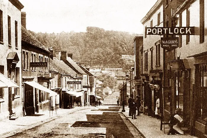 Framed Print : Wotton-under-Edge Long Street early 1900s Framed Print : Wotton-under-Edge Long Street early 1900s