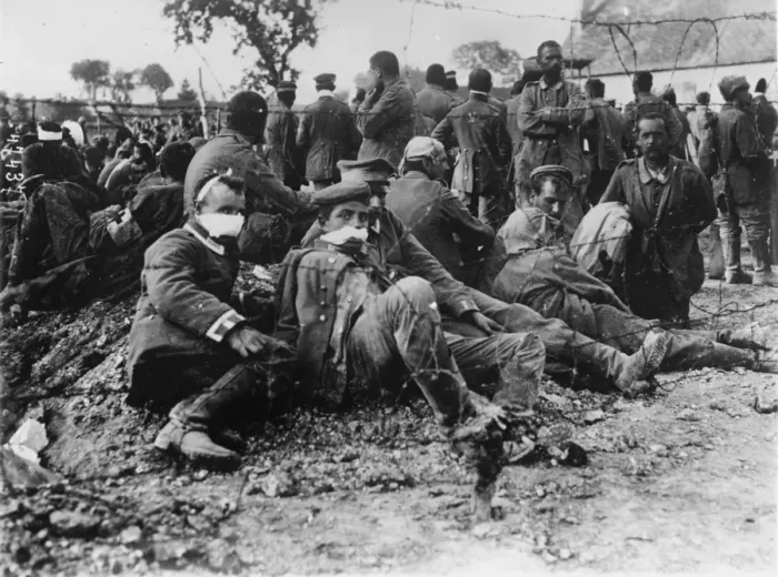 Framed Print : Wounded German prisoners of war, WW1 Framed Print : Wounded German prisoners of war, WW1