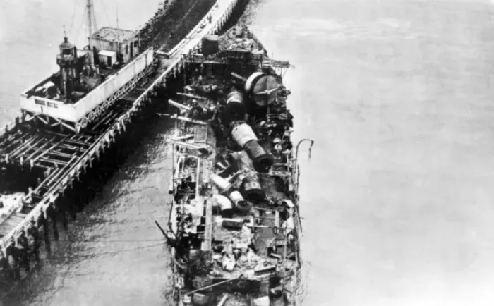 Framed Print : Wreck of HMS Vindictive, Ostend Harbour, Belgium, WW1 Framed Print : Wreck of HMS Vindictive, Ostend Harbour, Belgium, WW1