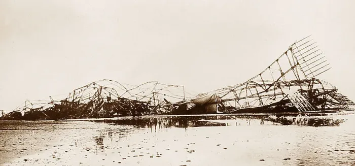 Framed Print : Wreck of Zeppelin L3 in the Faroe Islands Framed Print : Wreck of Zeppelin L3 in the Faroe Islands