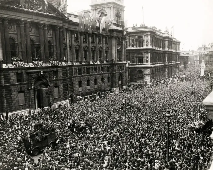 Framed Print : WW II - view of celebrating crowds on VE Day, London Framed Print : WW II - view of celebrating crowds on VE Day, London