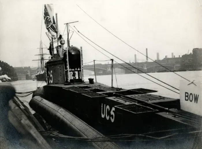 Framed Print : WW1 - Captured UC5 U-Boat in the River Thames Framed Print : WW1 - Captured UC5 U-Boat in the River Thames
