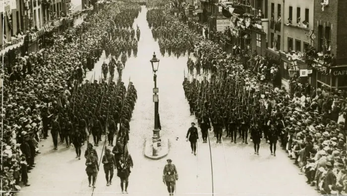 Framed Print : WW1 Peace celebrations, London Framed Print : WW1 Peace celebrations, London