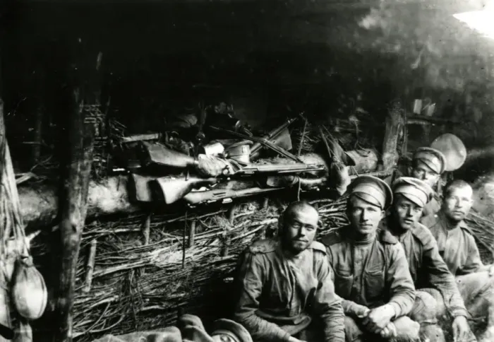 Framed Print : WW1 - Russian Dukhovischensky Regiment soldiers in dug-out Framed Print : WW1 - Russian Dukhovischensky Regiment soldiers in dug-out