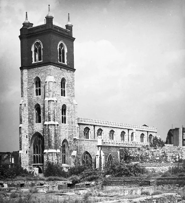 Framed Print : WW2 Bomb Damage - Church of St John's Cripplegate Framed Print : WW2 Bomb Damage - Church of St John's Cripplegate