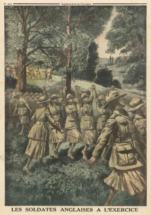 Framed Print : WWI / BRITISH WOMEN TRAIN Framed Print : WWI / BRITISH WOMEN TRAIN