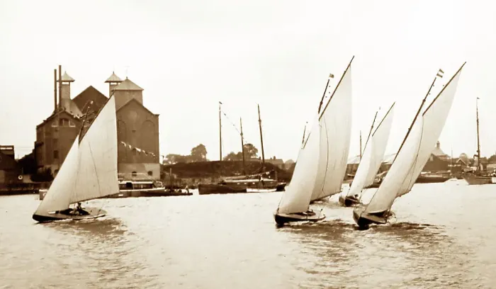 Framed Print : Yacht racing, Oulton Broad, early 1900s Framed Print : Yacht racing, Oulton Broad, early 1900s