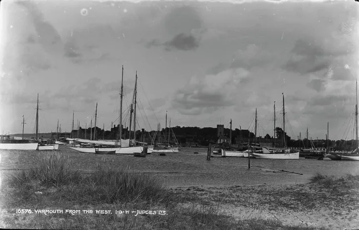 Framed Print : Yarmouth from the West Framed Print : Yarmouth from the West