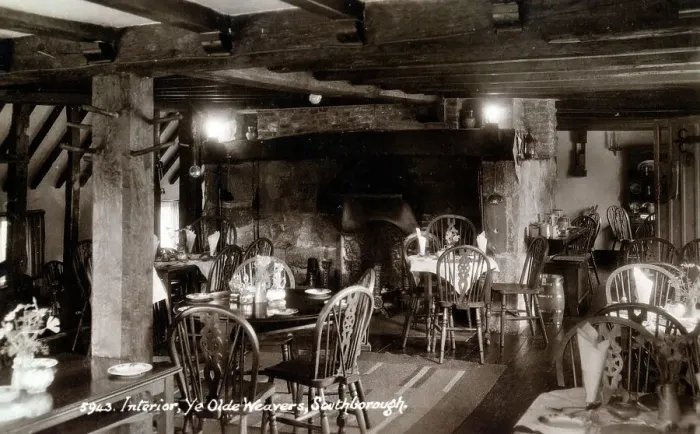 Framed Print : Ye Olde Weavers Tea House, Southborough, Kent Framed Print : Ye Olde Weavers Tea House, Southborough, Kent
