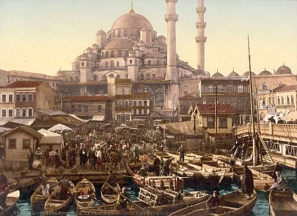 Yeni Cami mosque and Eminonu bazaar, Constantinople, Turkey