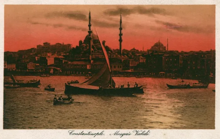 Framed Print : Yeni Cami Mosque (New Mosque) - Istanbul, Turkey Framed Print : Yeni Cami Mosque (New Mosque) - Istanbul, Turkey