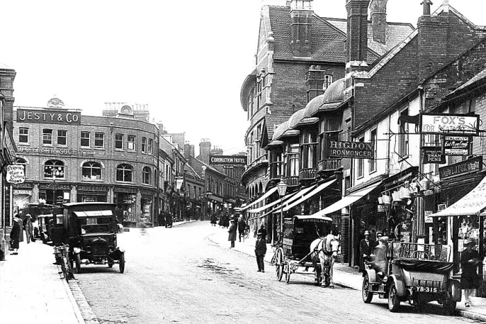 Framed Print : Yeovil Middle Street probably 1920s Framed Print : Yeovil Middle Street probably 1920s
