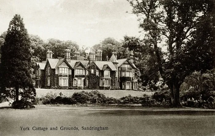 Framed Print : York Cottage and Grounds, Sandringham, Norfolk Framed Print : York Cottage and Grounds, Sandringham, Norfolk