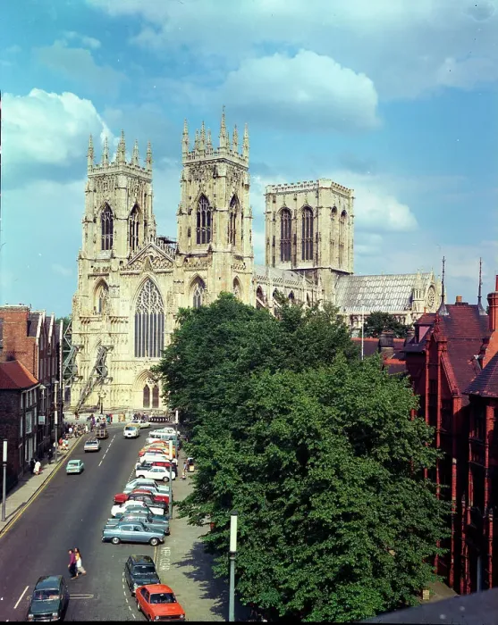 Framed Print : York - York Minster Framed Print : York - York Minster