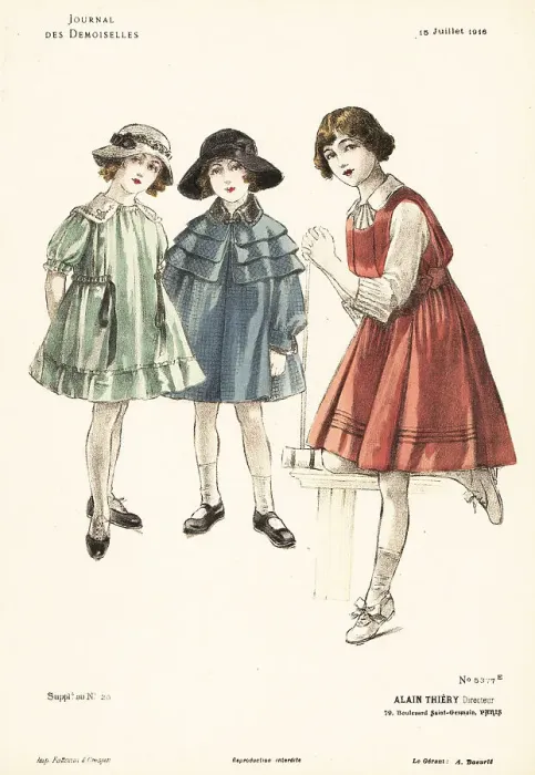 Framed Print : Young girls playing croquet, WWI Framed Print : Young girls playing croquet, WWI