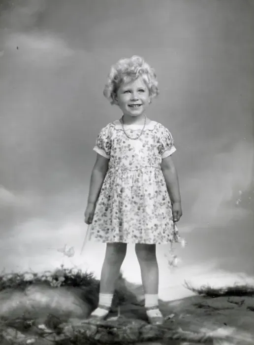 Framed Print : Young Princess Elizabeth Framed Print : Young Princess Elizabeth