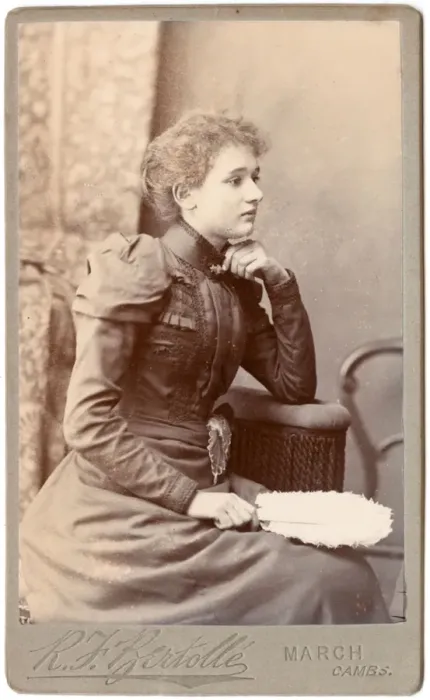 Framed Print : Young Victorian woman in stylish dress Framed Print : Young Victorian woman in stylish dress