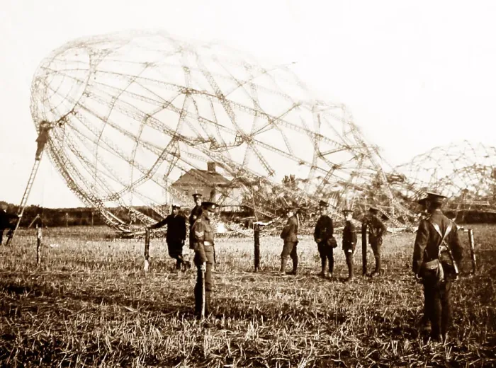 Framed Print : A Zeppelin brought down near Colchester - WW1 Framed Print : A Zeppelin brought down near Colchester - WW1