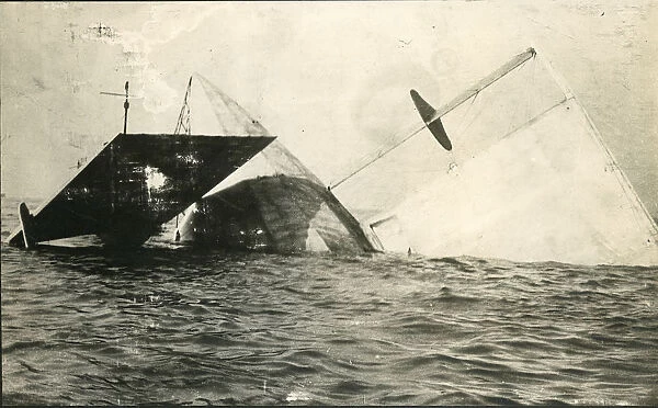 Zeppelin L15 (LZ48) foundering in Knock Deep, 12 April 1916