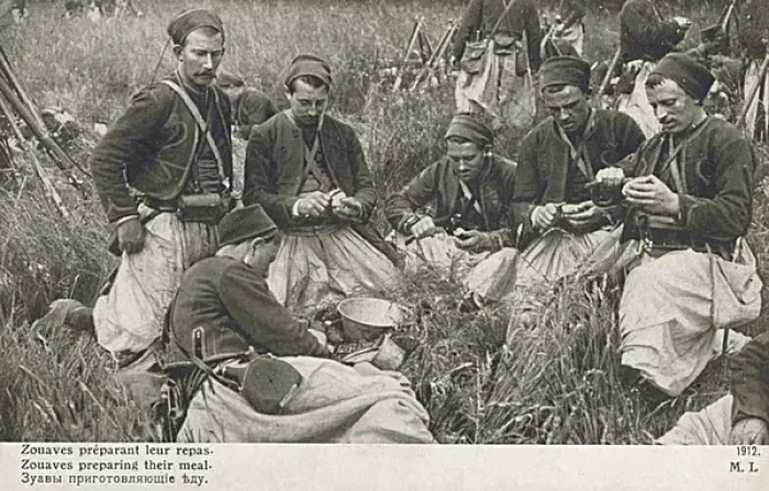 Framed Print : Zouaves Troops preparing their meal - WWI Framed Print : Zouaves Troops preparing their meal - WWI