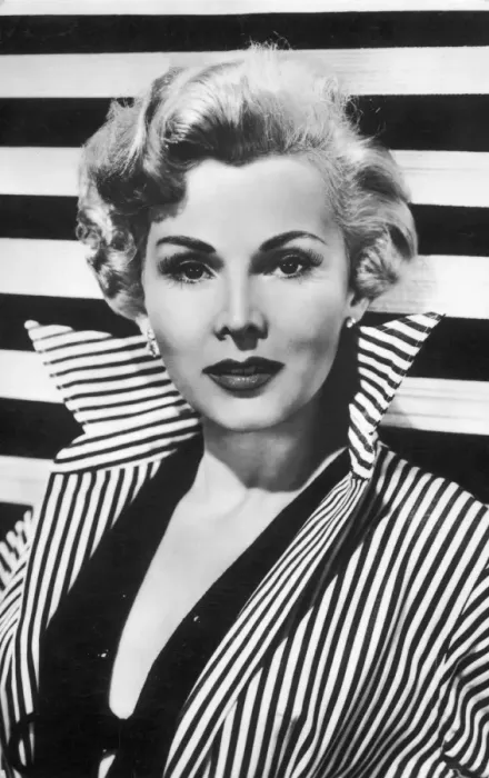 Framed Print : Zsa Zsa Gabor / Postcard Framed Print : Zsa Zsa Gabor / Postcard