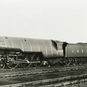 10000 LNER locomotive