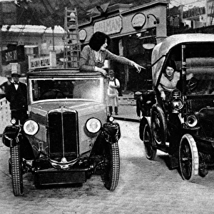 1905 Swift motor car next 1930 Swift motor car