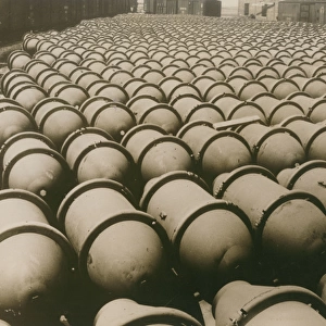2, 000lb bombs at a US munitions factory in 1943