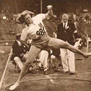 A. E. Panhorst-Niesink putting-the-shot, 1948 Olympics
