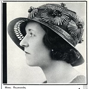 Advert for Madame Raymonde womens hats 1933
