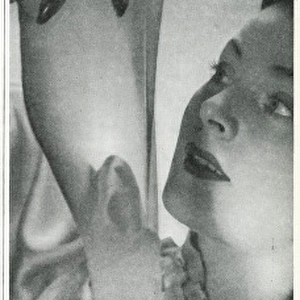 Advert for Stockings by Bear Brand 1941