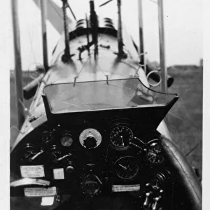 Airco DH. 9a cockpit
