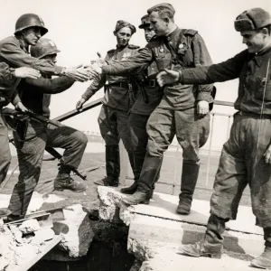 American soldiers shake hands w. Russians River Elbe, 1945 W