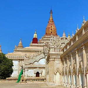 Ananda Pagoda Temple in Old Bagan, Bagan, Myanmar