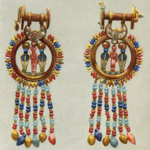 Ancient Egyptian jewellery from Tutankhamuns tomb