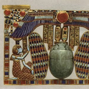 Ancient Egyptian pectoral from Tutankhamuns tomb