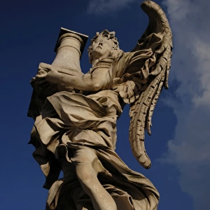 Angel with the column. Statue by Antonio Raggi (1624-1686)