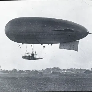 Army Airship Beta Side View Print Army Airship Beta Side View Print