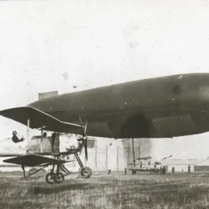 Army Airship Delta on ground Army Airship Delta on ground