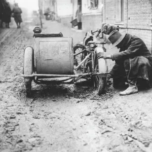 Australian soldier with motorcycle and sidecar, WW1