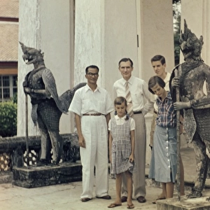Bangkok, family and escort - Thailand