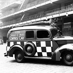 Blitz in London -- LFB control car, WW2